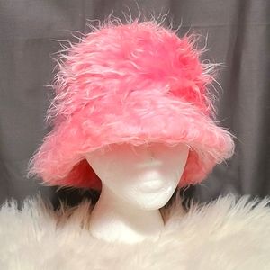 New! Y2K Pink Fur Bucket Hat